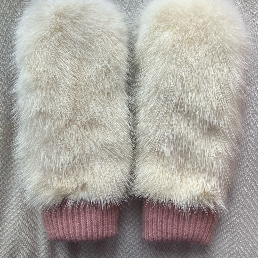 Real White Mink and Pink Knit Mittens